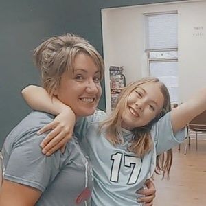 Meet your Posher, Shana